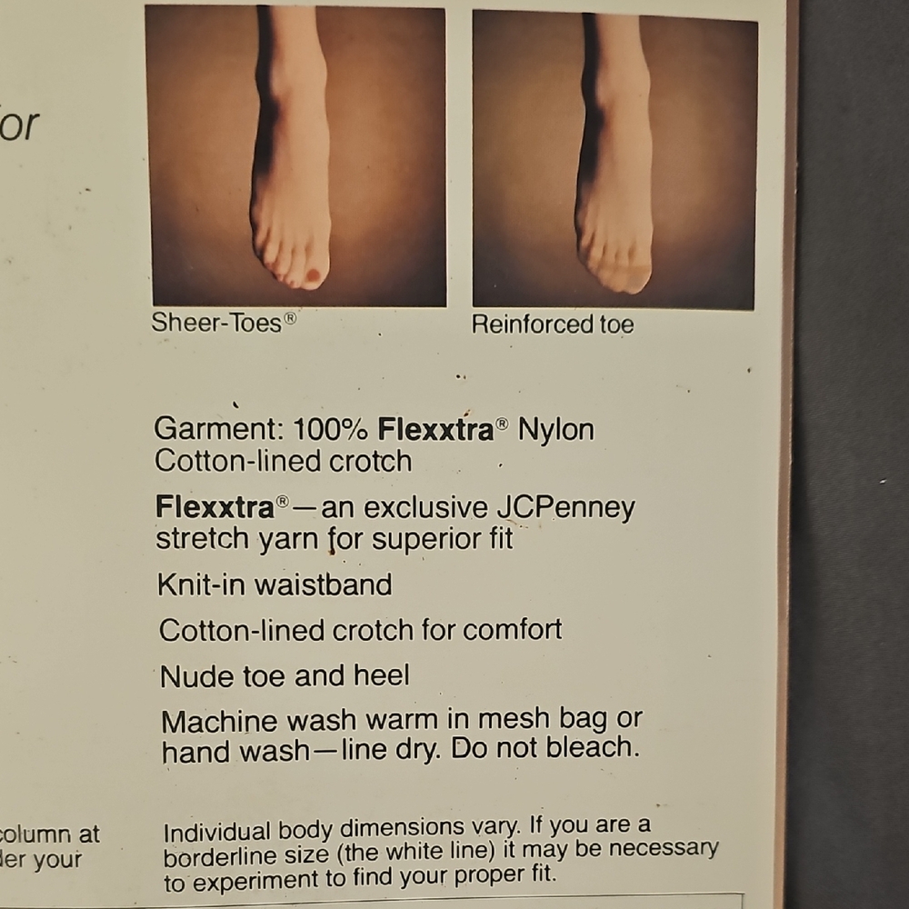 NWT Vintage JCPenney Reinforced Pantyhose in Nude - Picture 4 of 6